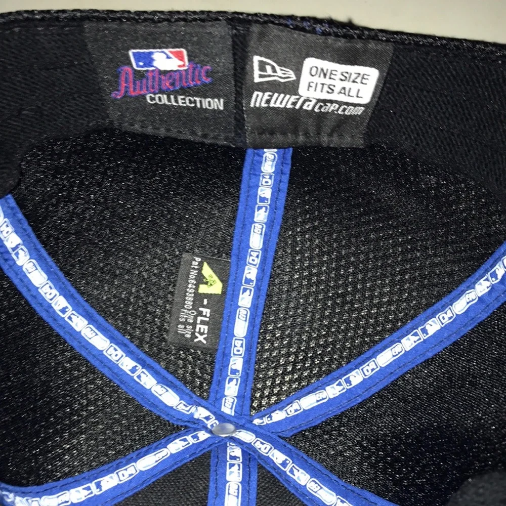 New Era Boston Red Sox 2004 World Series Champions Black Mesh A-Flex Cap Hat